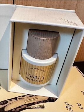 Bath & Body Works Vanilla Romance Eau de Parfum  Fragrance